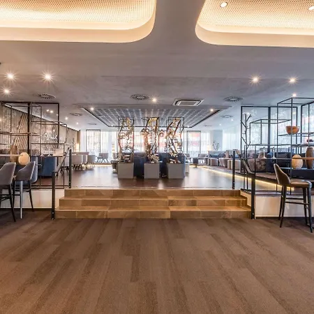 Clarion Congress تشيسكي بوديوفيتسه