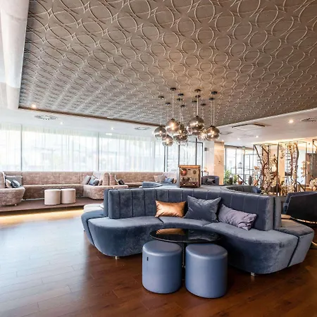 Clarion Congress 4* تشيسكي بوديوفيتسه
