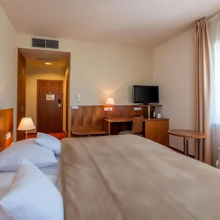 Clarion Congress فندق