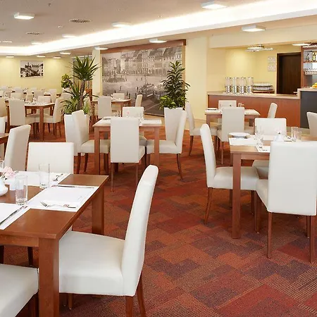 فندق Clarion Congress 4*