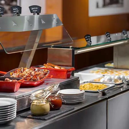 Clarion Congress Hotel 4*