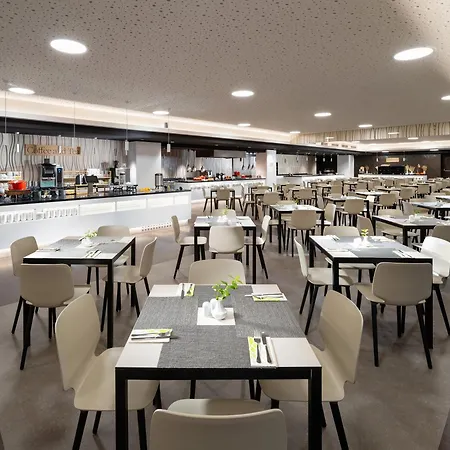 Clarion Congress Чеське Будєйовіце