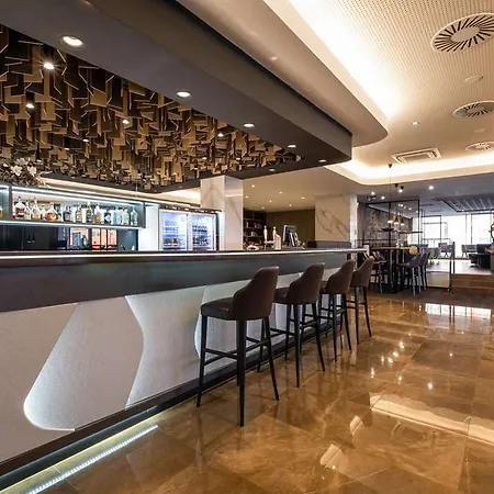 Clarion Congress Hotel 4*