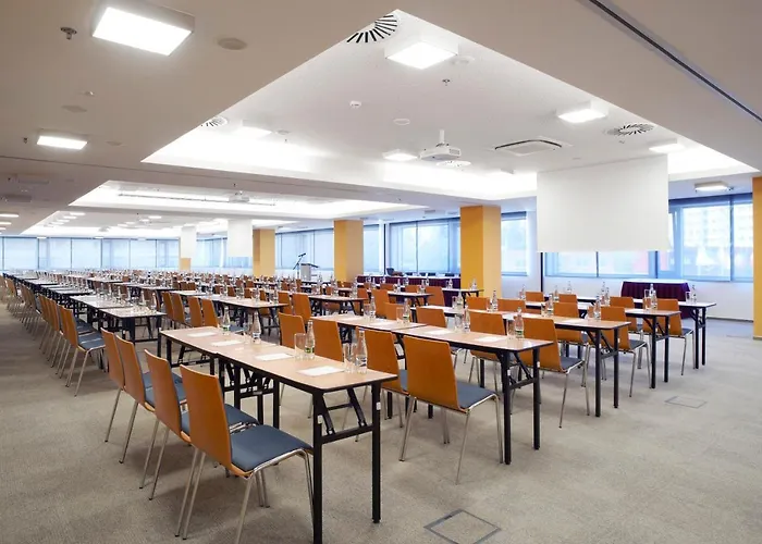 Готель Clarion Congress