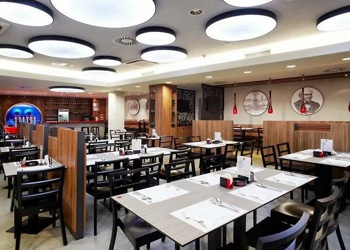 Clarion Congress Ξενοδοχείο Τσέσκε Μπουντεγιόβιτσε